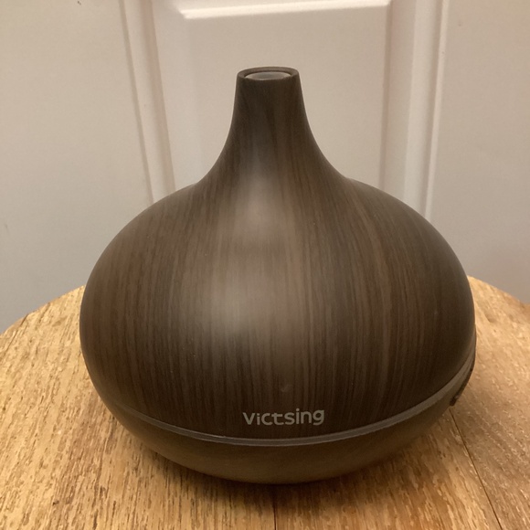 VICTSING Ultrasonic Oil Diffuser PLUS Pure Aroma 100% Natural Essential Oils - Picture 2 of 7